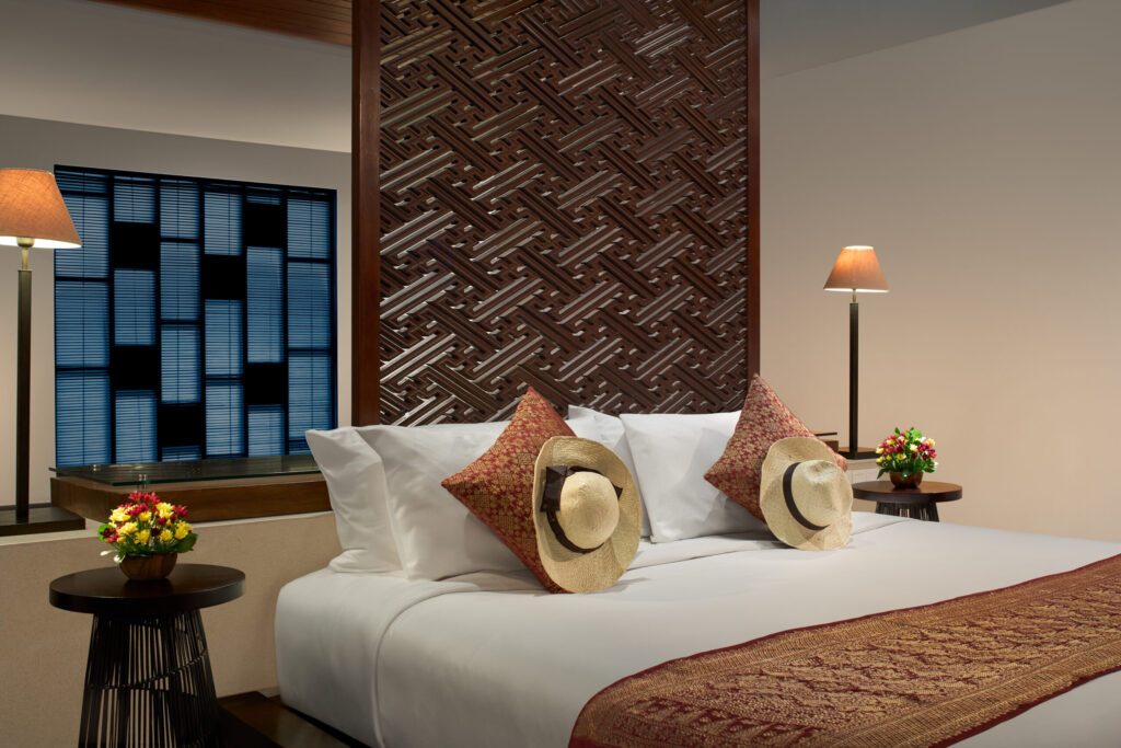 2. Bedroom – Ocean Front Honeymoon Suite