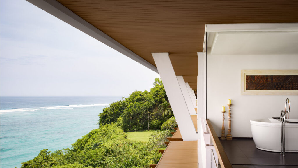 7. Balcony – Ocean Front Honeymoon Suite